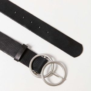 uo leather double o-ring belt⛓